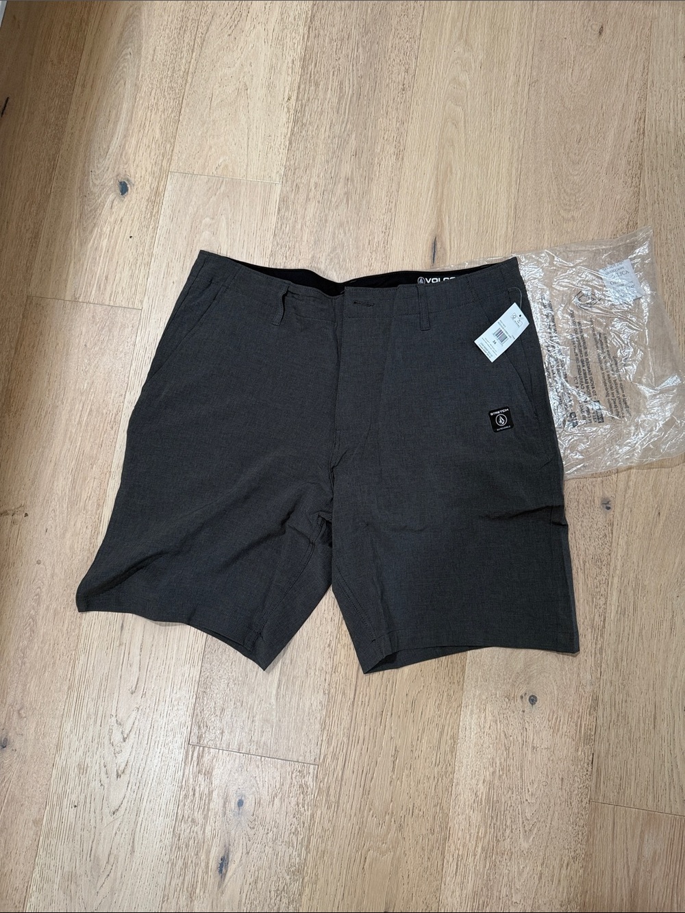 Volcom shorts